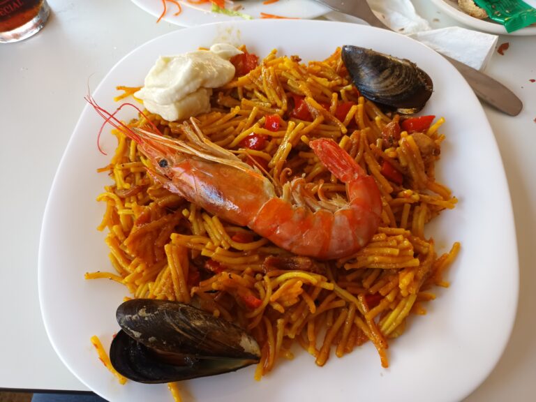 Fideuá de marisco